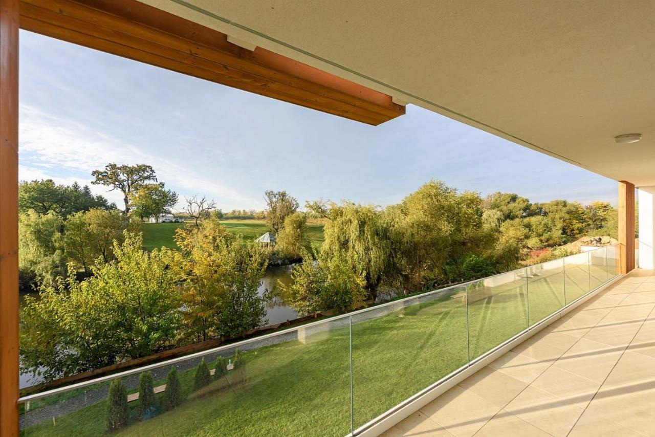 Il Lago - Sunrise - Cozy Luxurious Smart Home By The Lake Voluntari Buitenkant foto